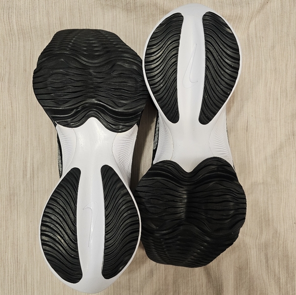 Nike Air Zoom Tempo Next% - Picture 5 of 5